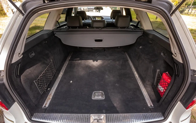 Mercedes-Benz Klasa E cena 33900 przebieg: 284000, rok produkcji 2011 z Ujazd małe 667